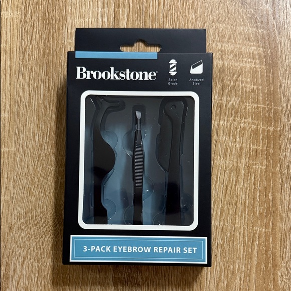 Brookstone Black Eyebrow Tool Kit - Picture 1 of 1